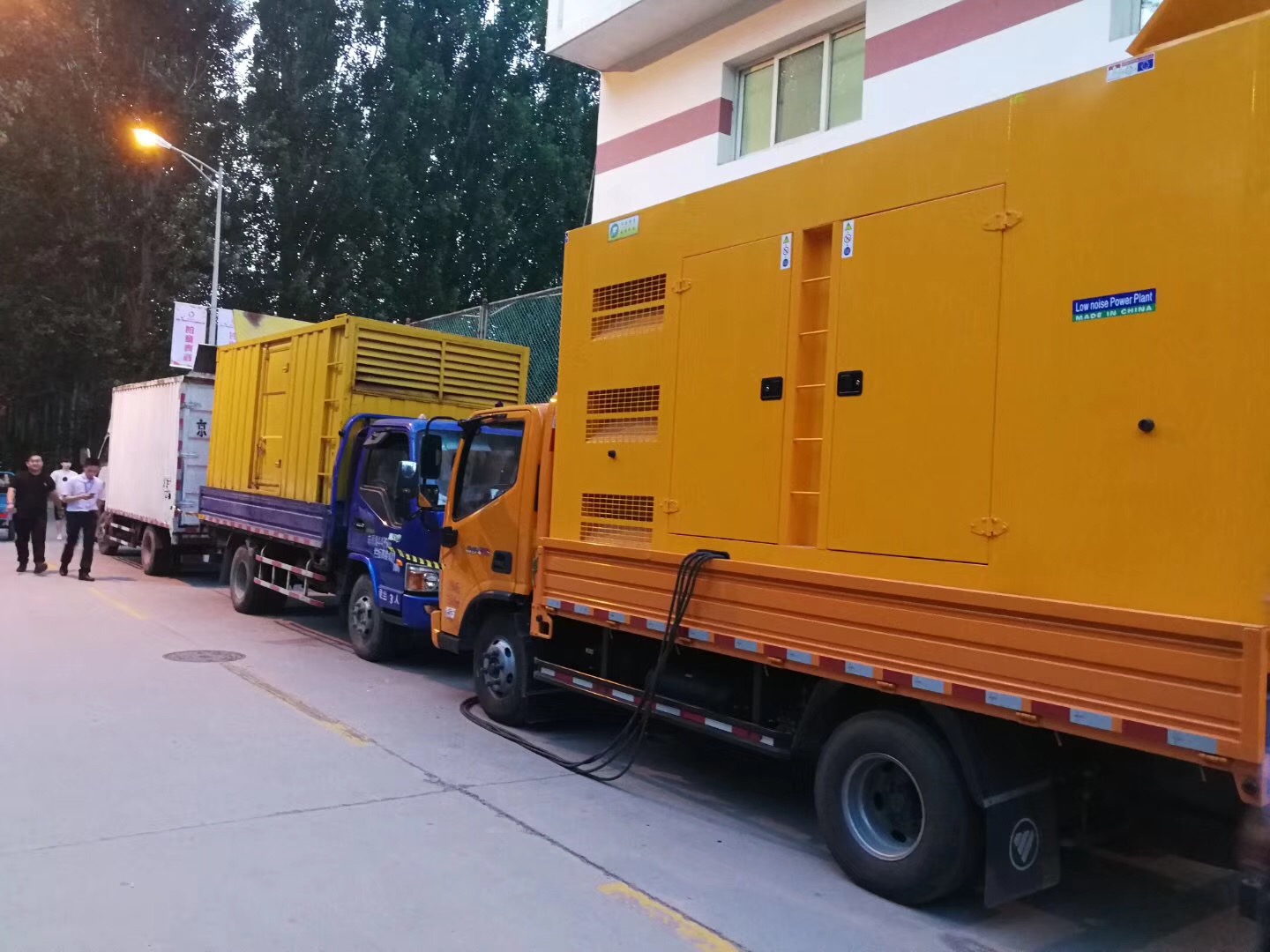 為燕京理工大學活動發(fā)電成功，發(fā)電機租賃